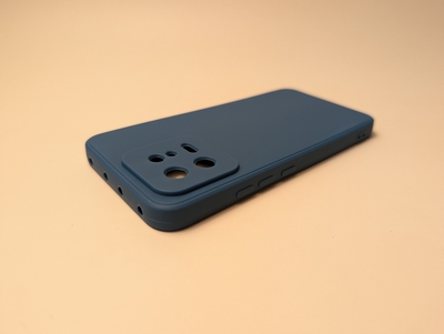 Цветной силиконовый чехол для Xiaomi 13 — фото 4 Цветной силиконовый чехол для Xiaomi 13 — фото 4