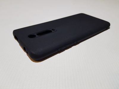Цветной силиконовый чехол для Xiaomi Mi 9T (Pro), Redmi K20 (Pro) — фото 3 Цветной силиконовый чехол для Xiaomi Mi 9T (Pro), Redmi K20 (Pro) — фото 3
