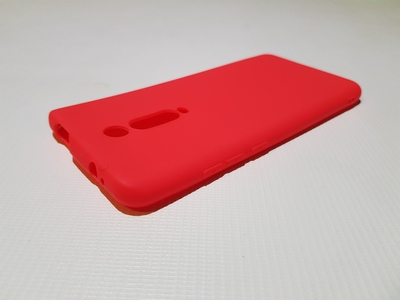 Цветной силиконовый чехол для Xiaomi Mi 9T (Pro), Redmi K20 (Pro) — фото 4 Цветной силиконовый чехол для Xiaomi Mi 9T (Pro), Redmi K20 (Pro) — фото 4