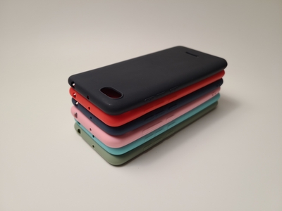 Цветной силиконовый чехол для Xiaomi Redmi 6A — фото 12 Цветной силиконовый чехол для Xiaomi Redmi 6A — фото 12