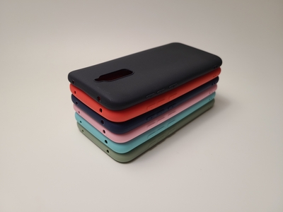 Цветной силиконовый чехол для Xiaomi Redmi 8 — фото 12 Цветной силиконовый чехол для Xiaomi Redmi 8 — фото 12
