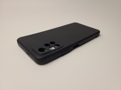 Цветной силиконовый чехол для Xiaomi Redmi Note 11 5G, Poco M4 Pro 5G — фото 3 Цветной силиконовый чехол для Xiaomi Redmi Note 11 5G, Poco M4 Pro 5G — фото 3