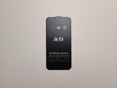 Матовое защитное стекло для iPhone 14