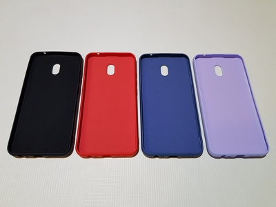 Оригинальный силиконовый чехол для Xiaomi Redmi 8A — фото 2 Оригинальный силиконовый чехол для Xiaomi Redmi 8A — фото 2