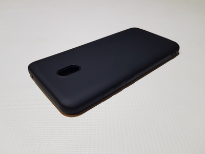 Оригинальный силиконовый чехол для Xiaomi Redmi 8A — фото 3 Оригинальный силиконовый чехол для Xiaomi Redmi 8A — фото 3