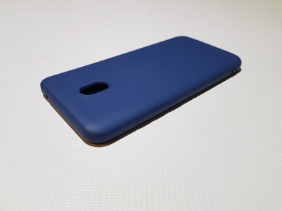 Оригинальный силиконовый чехол для Xiaomi Redmi 8A — фото 5 Оригинальный силиконовый чехол для Xiaomi Redmi 8A — фото 5
